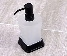 WasserKRAFT Amper K-5499BLACK Дозатор для жидкого мыла - Цена: 2 640 руб. - Дозаторы жидкого мыла для ванной - Магазин Белый Лис